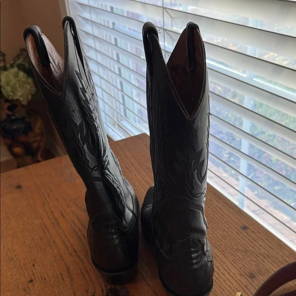 Lucchese Black Leather and lizard Cowboy Boots with lizard belt size 8.5 men’s - Picture 4 of 9